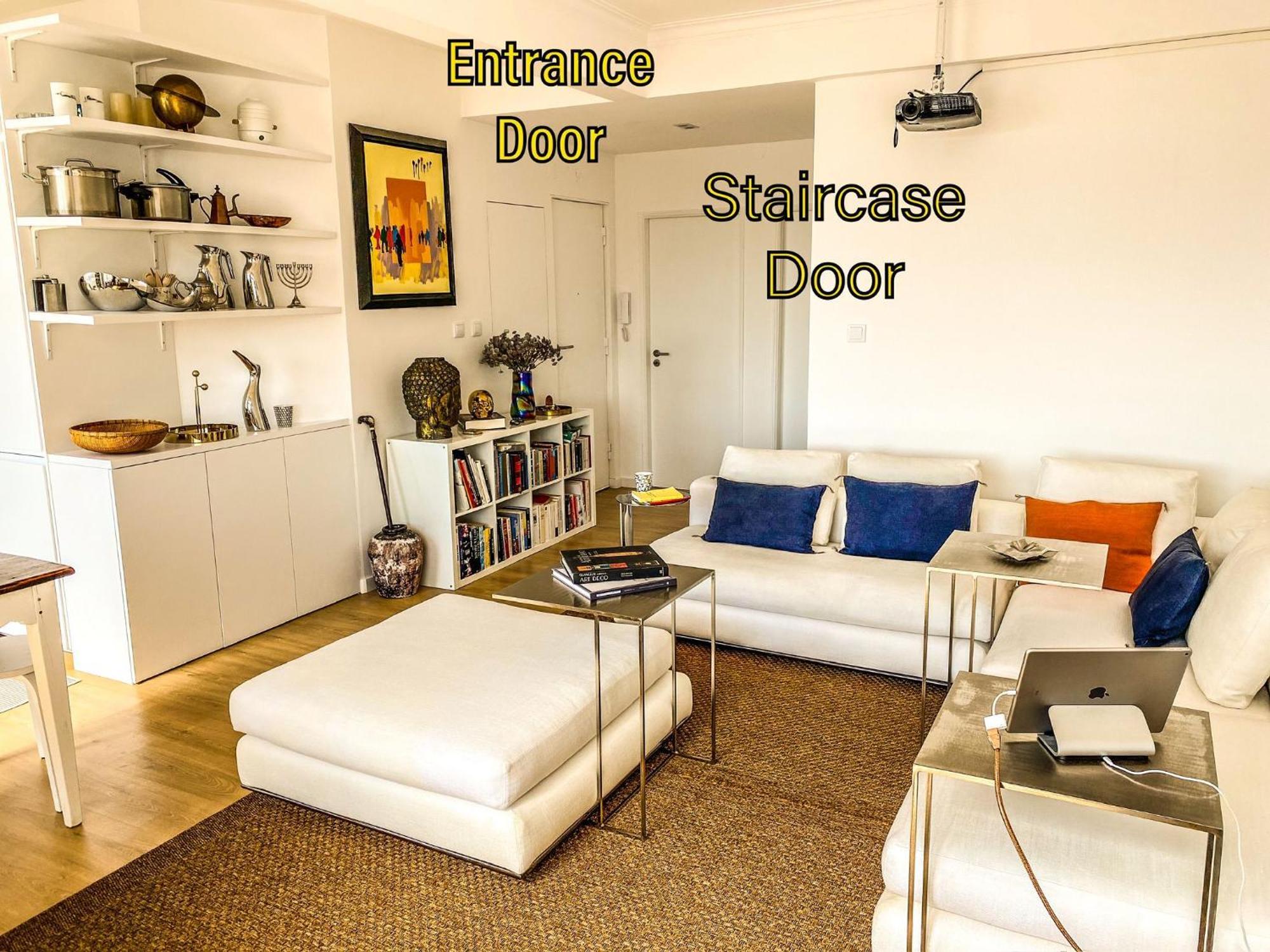 Ideally Located With Perfect Views 알제스 외부 사진