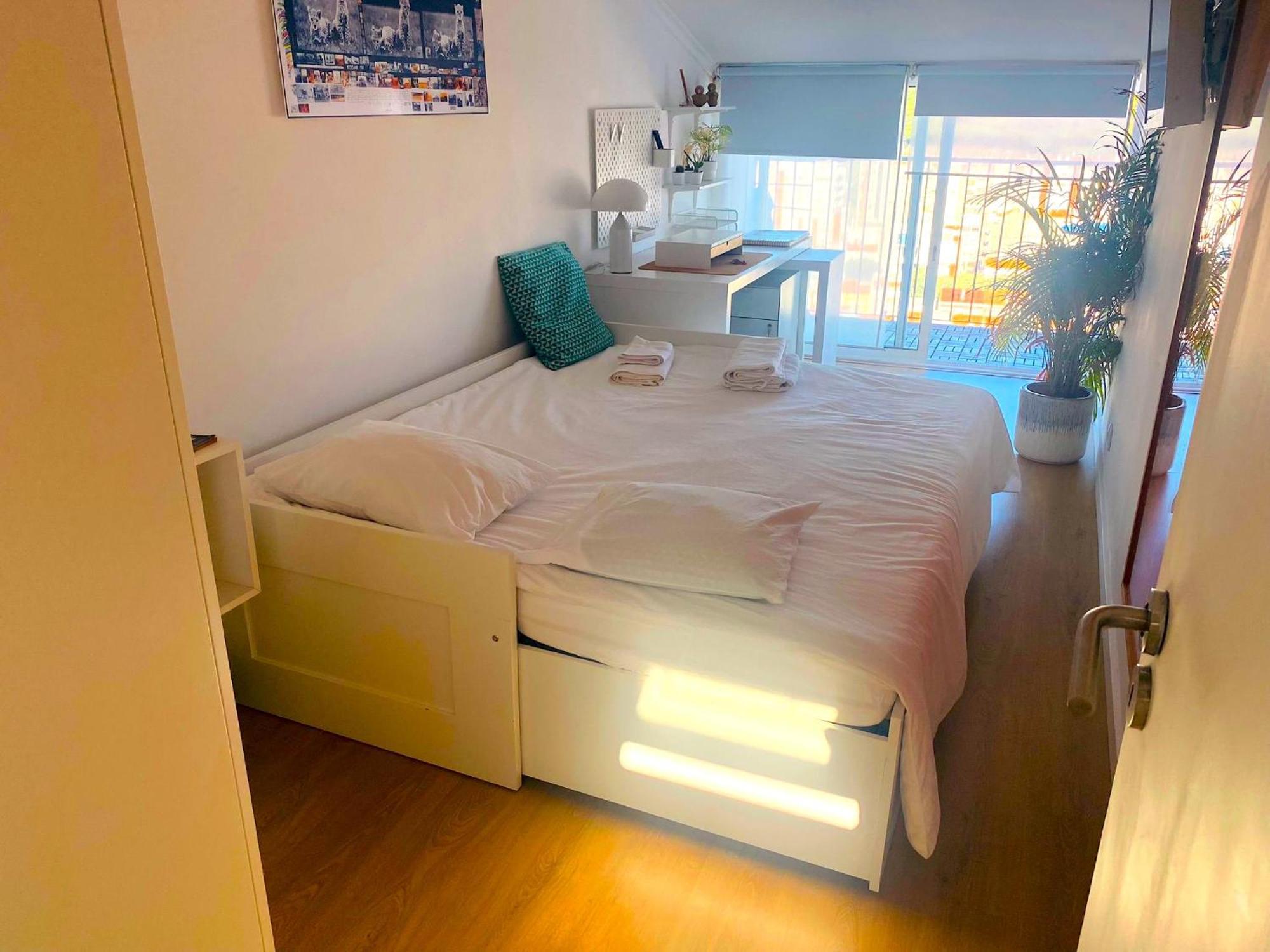 Ideally Located With Perfect Views 알제스 외부 사진
